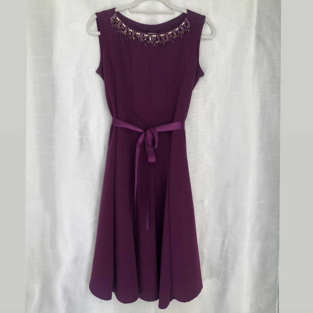 Elegant purple dress Petite